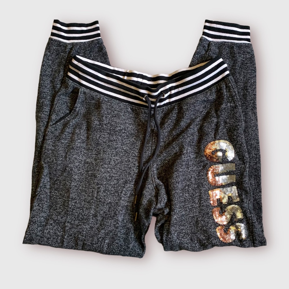 [Guess] Grey Joggers w Sequin Logo